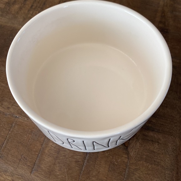 Rae Dunn pet water dish - Picture 2 of 5